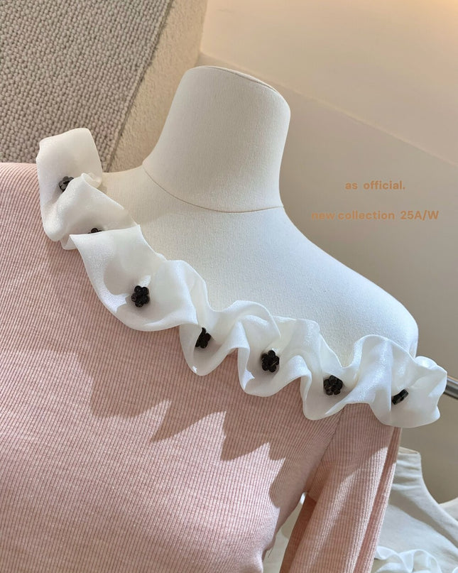 AS OFFICIAL Cloud-Feel 3D Floral Asymmetrical Shoulder Top