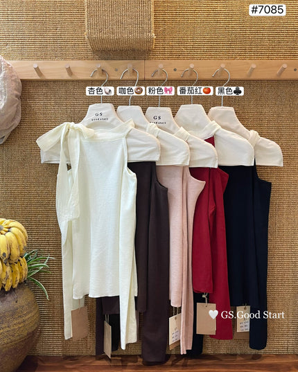 Sweet Bow Off-Shoulder Knit Top
