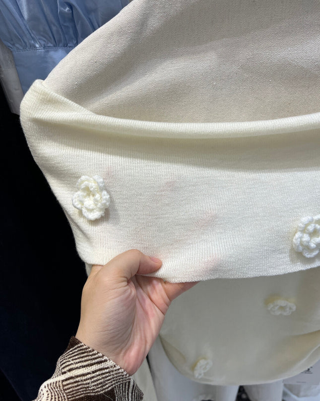 Romantic Trap Off-Shoulder Jacquard Knit Top