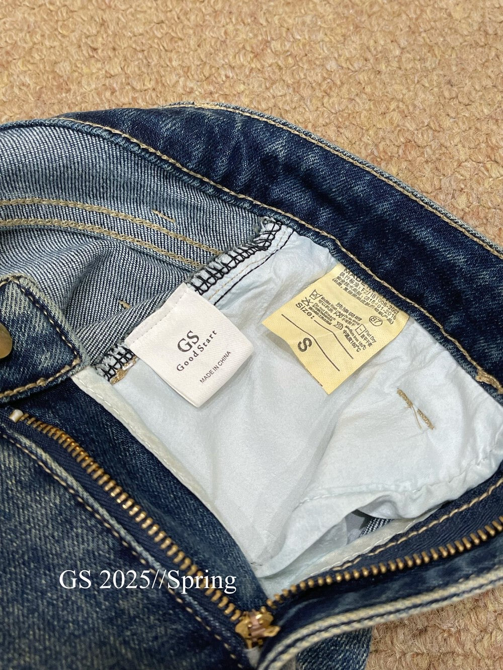 Best-Seller High-Waist Vintage Denim Shorts