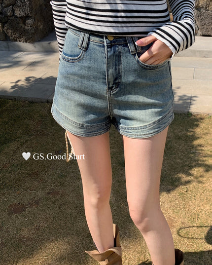 Best-Seller High-Waist Vintage Denim Shorts