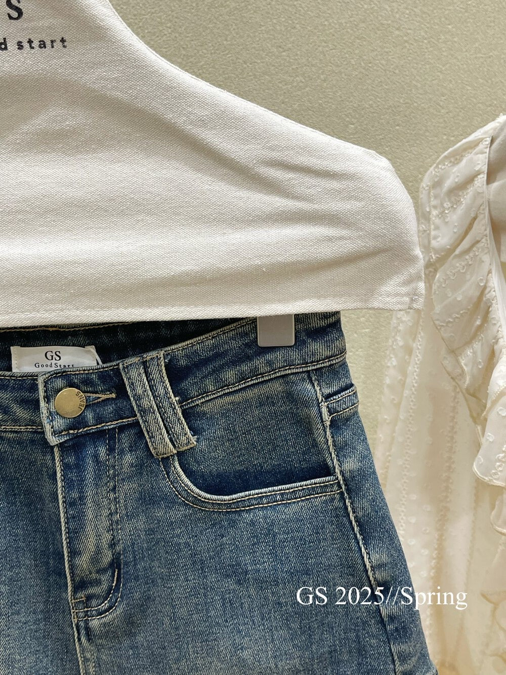 Best-Seller High-Waist Vintage Denim Shorts
