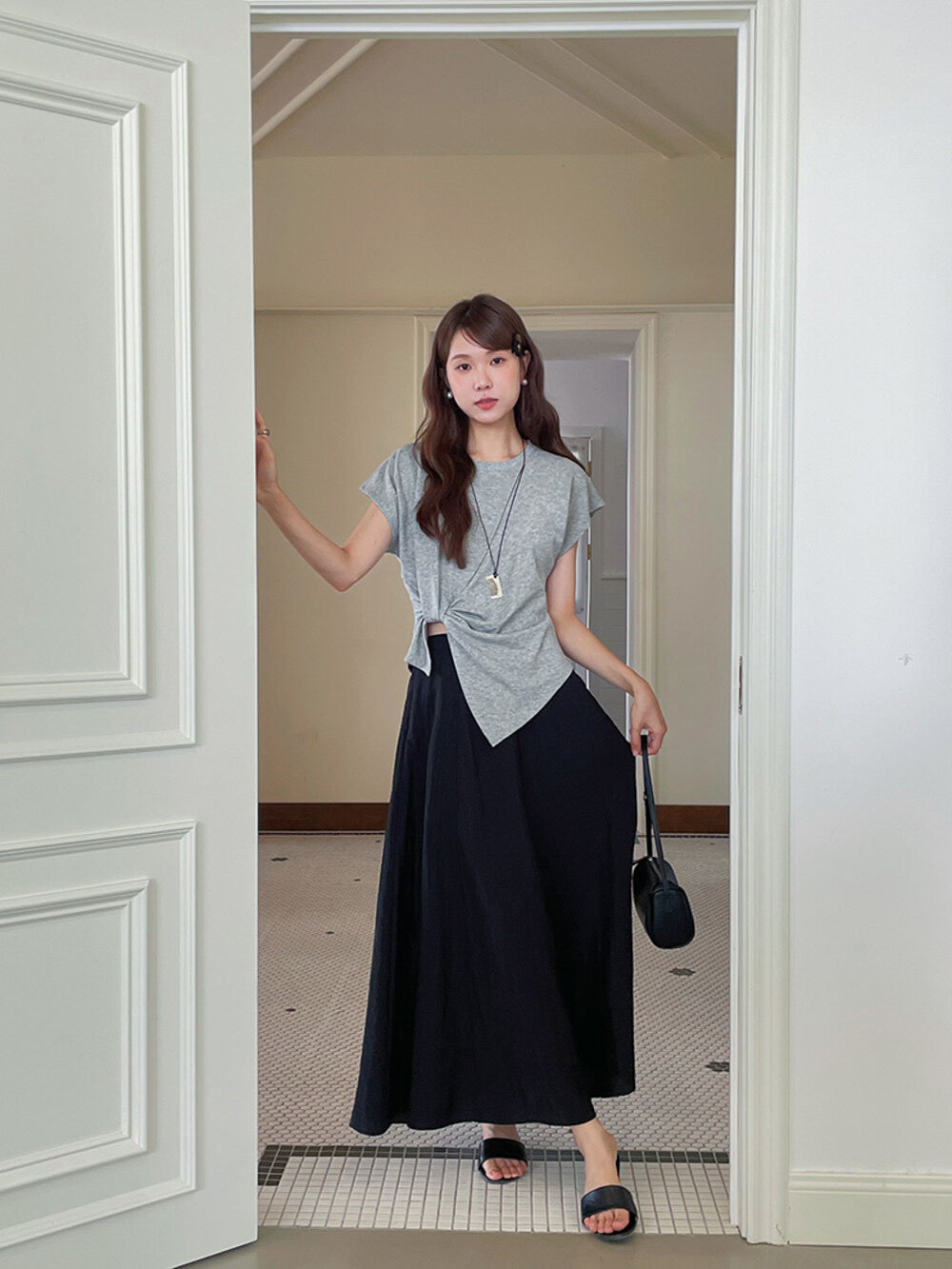 Crew-Neck Flutter-Sleeve Knot-Hem Side-Slit Tee