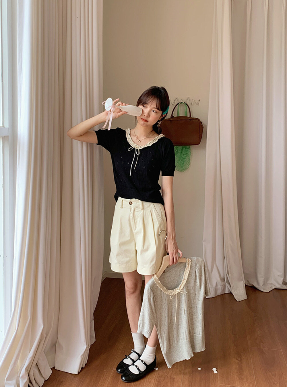 French Vintage Lace Hollow-Knit Waist-Defined Short-Sleeve Top
