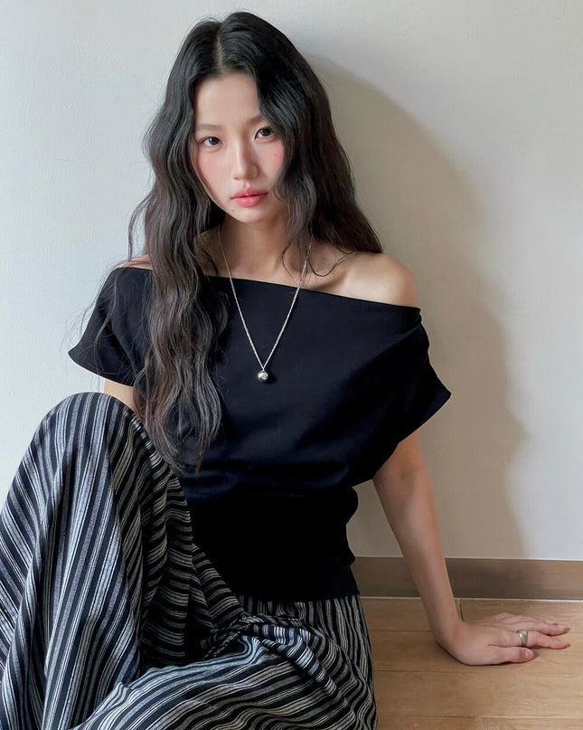 French Off-Shoulder Ruched Waist Short-Sleeve Tee
