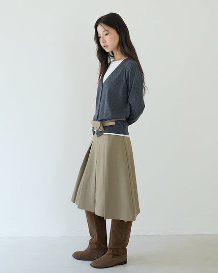 Elegant V-Neck Lightweight Cardigan