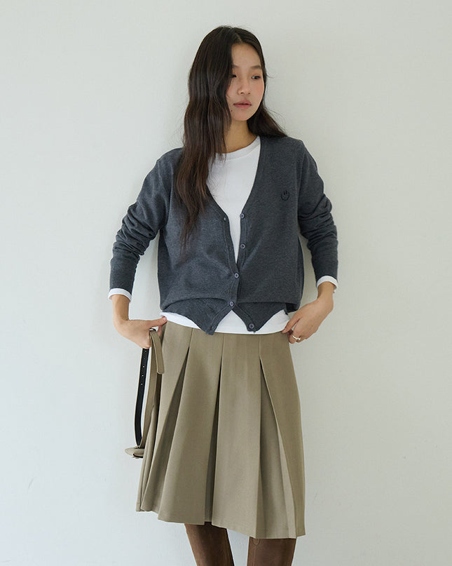 Elegant V-Neck Lightweight Cardigan