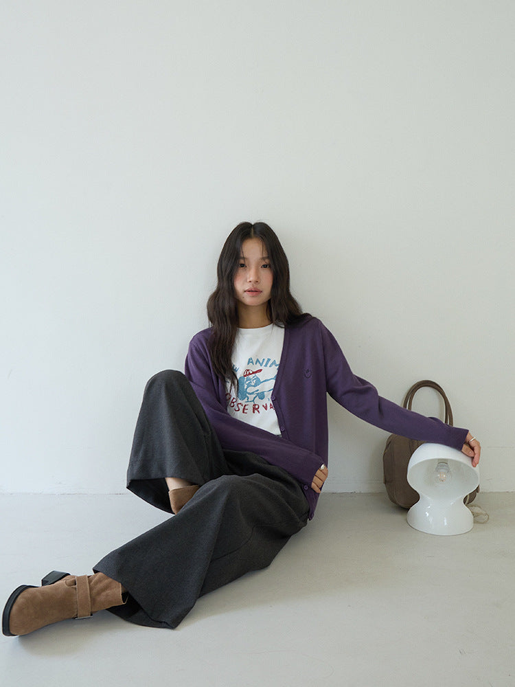 Elegant V-Neck Lightweight Cardigan