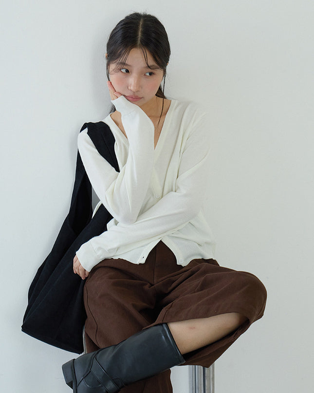 Elegant V-Neck Lightweight Cardigan