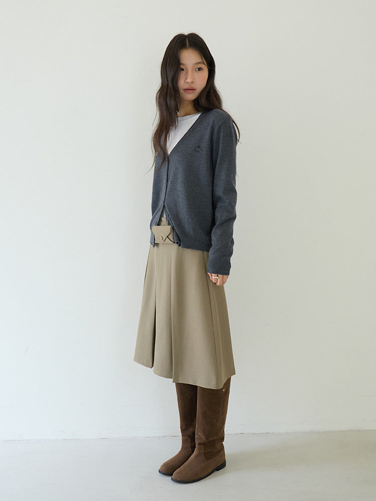 Elegant V-Neck Lightweight Cardigan