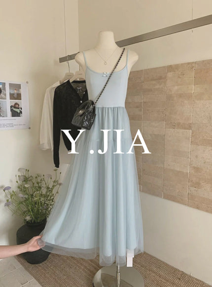 <strong>Y.JIA -</strong> sweet elegance, graceful charm, effortless femininity