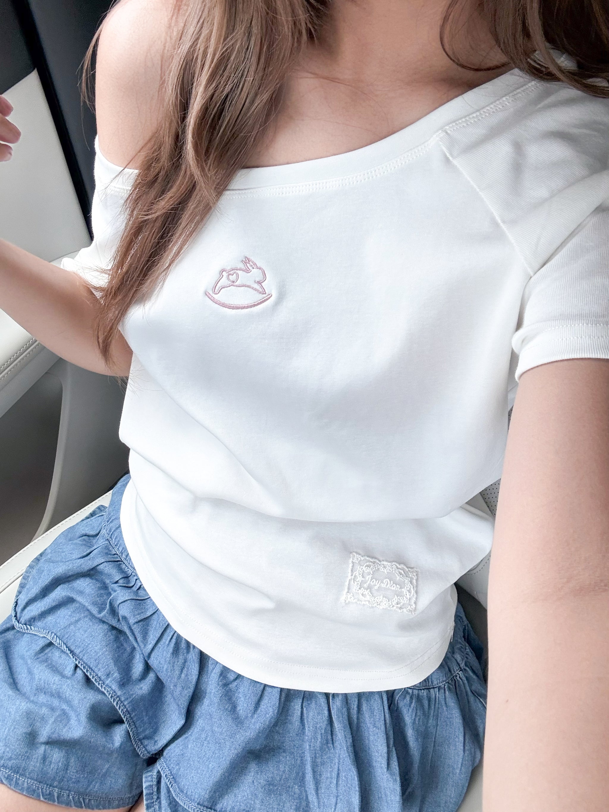 JoyDion Daisy Embroidered Bunny Off-Shoulder Tee
