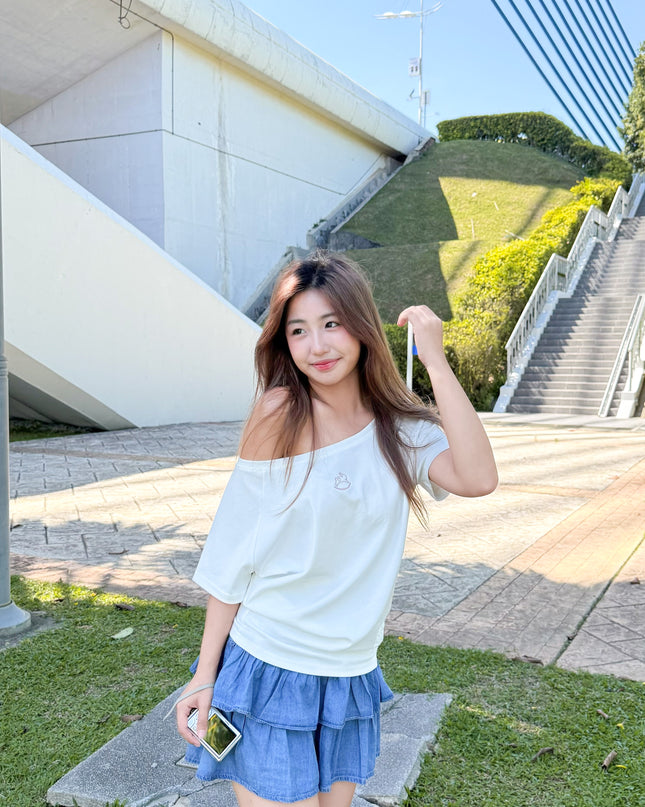 JoyDion Daisy Embroidered Bunny Off-Shoulder Tee