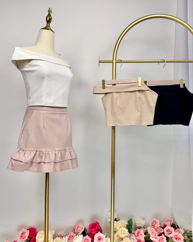 Asymmetric Off-Shoulder Contour Top