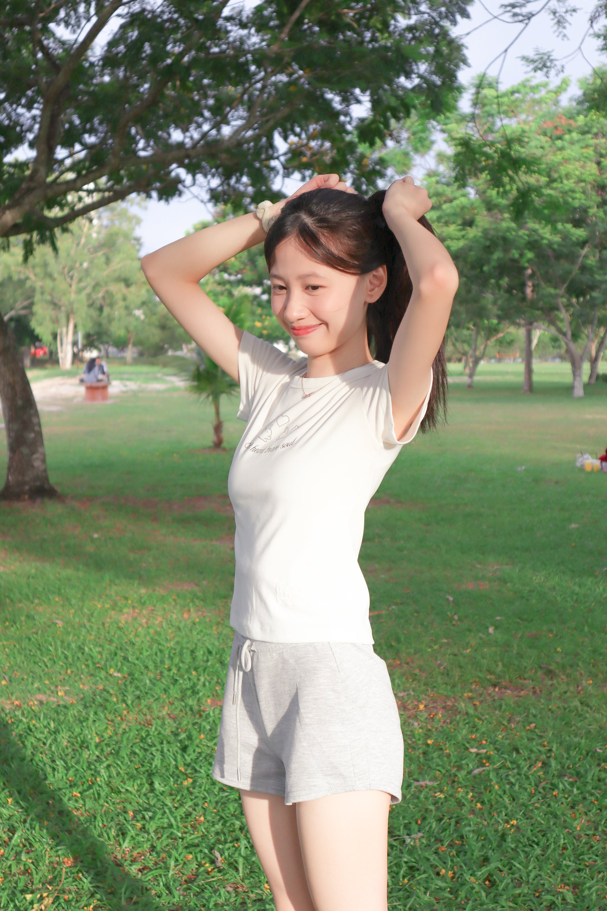 JoyDion Chloey Bunny Printed Tee
