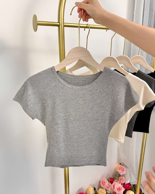 Essential Slim Fit Cropped Tee