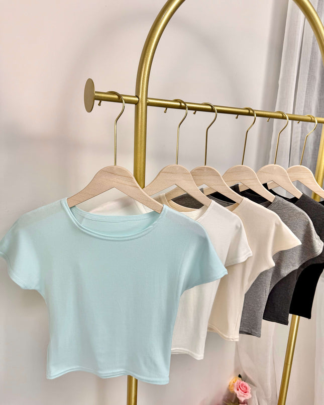 Essential Slim Fit Cropped Tee