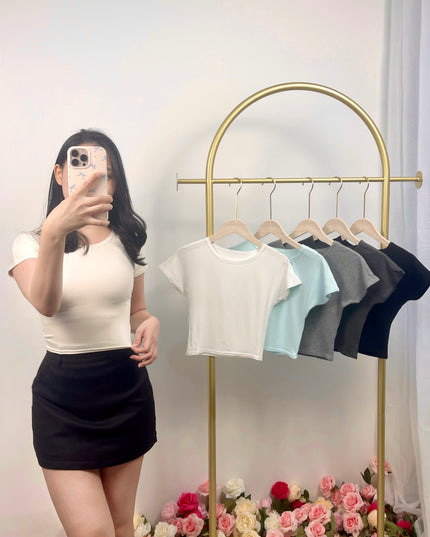 Essential Slim Fit Cropped Tee