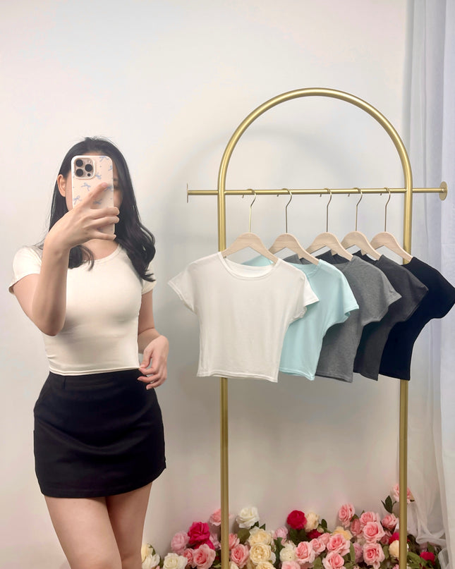 Essential Slim Fit Cropped Tee