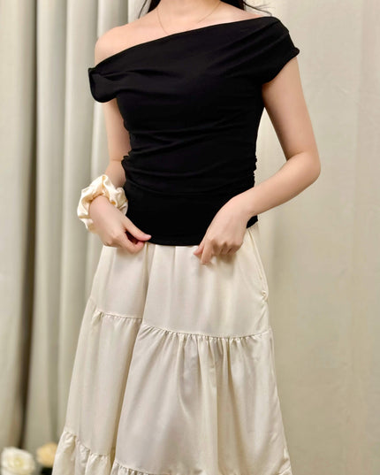 Chic Asymmetric Shoulder Tee