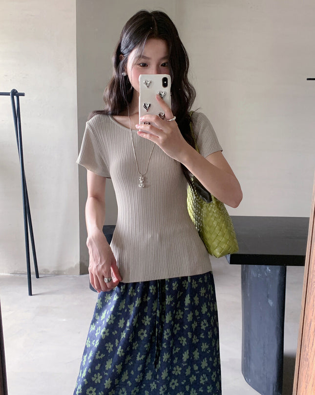 Slim Fit Two-Way Cross V-Neck Knit Top