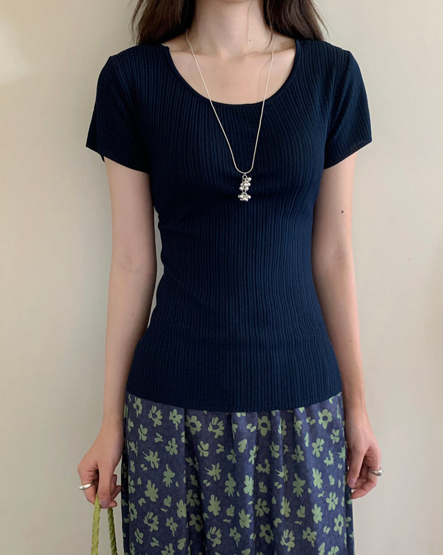 Slim Fit Two-Way Cross V-Neck Knit Top