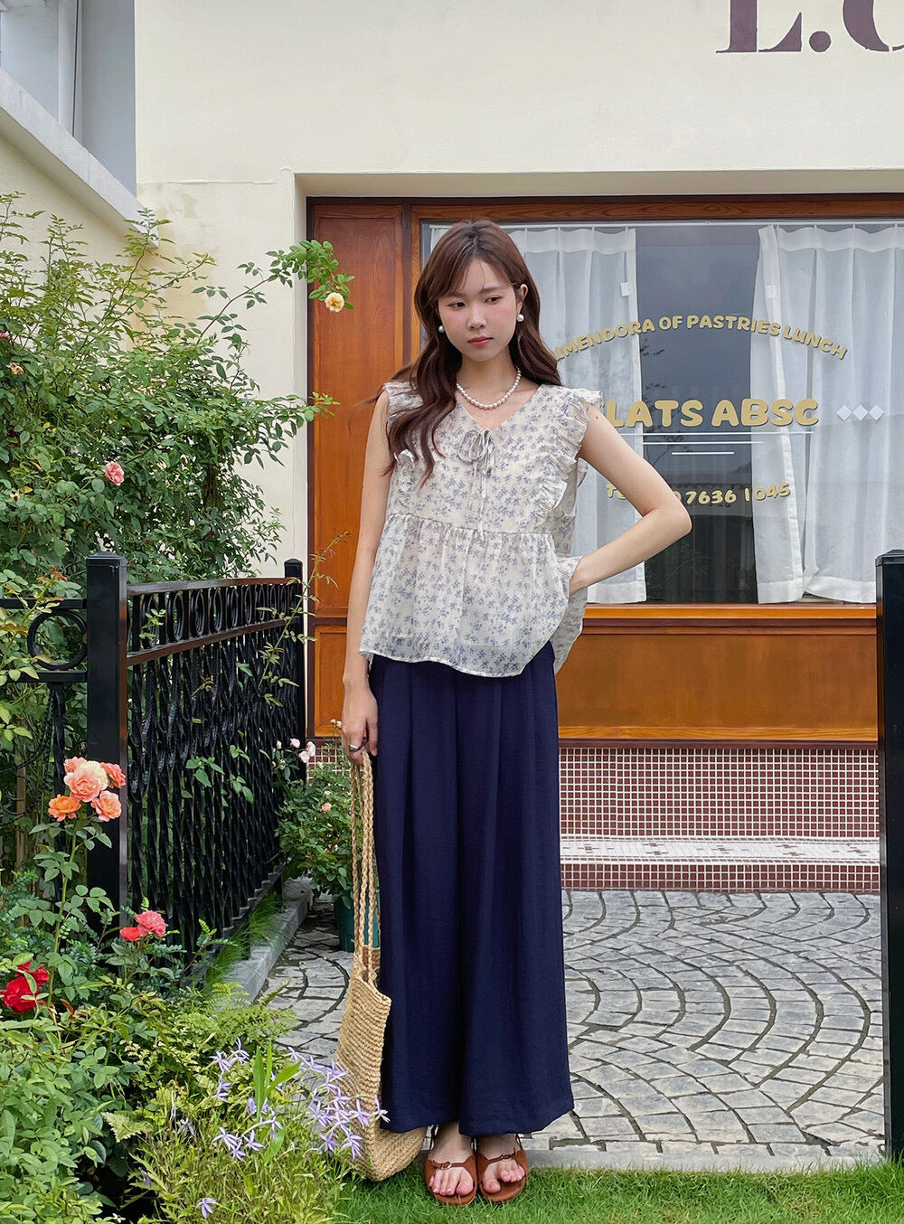 French Floral V-Neck Tie Blouse