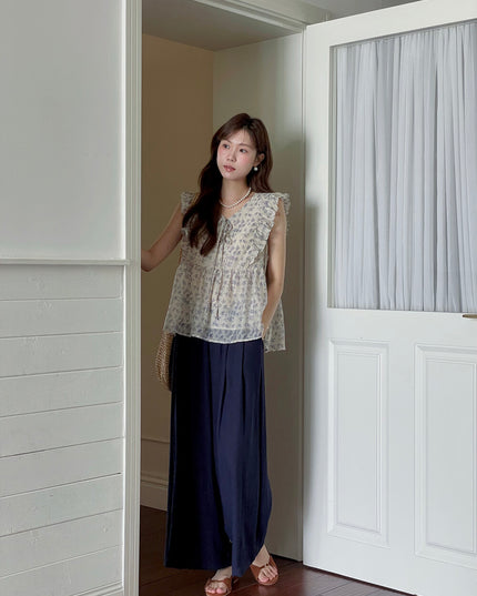 French Floral V-Neck Tie Blouse