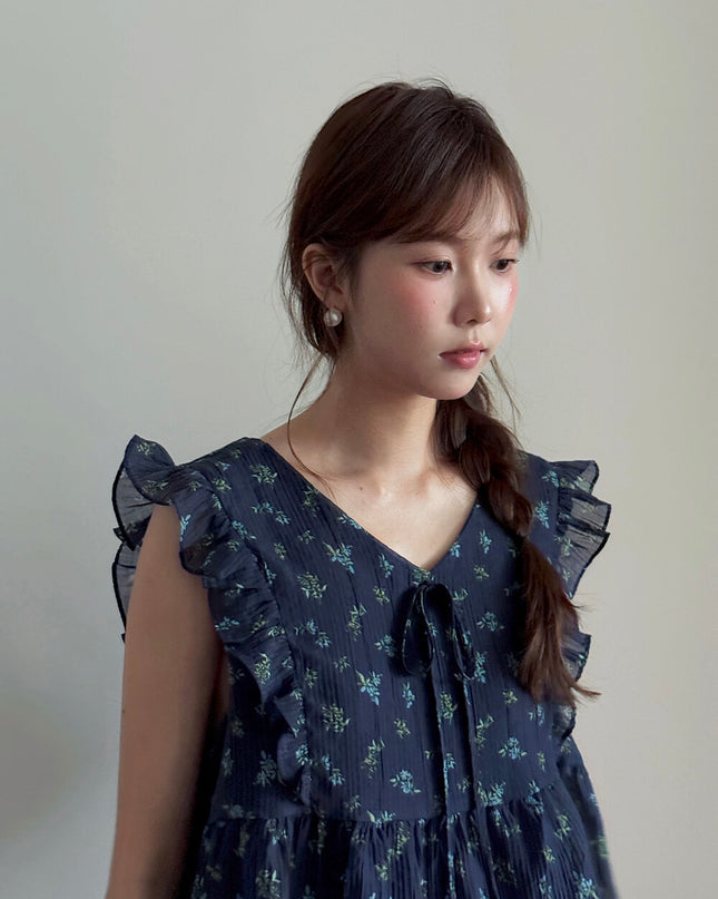 French Floral V-Neck Tie Blouse