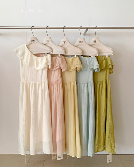 AS OFFICIAL Windsor Garden Ruffle Off-Shoulder Dress