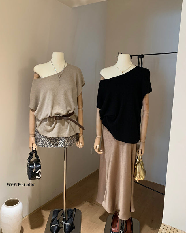 WGWE Off-Shoulder Knit Batwing Sleeve Top
