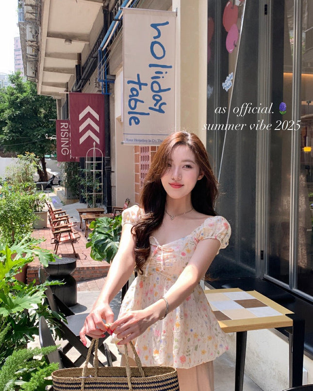 AS OFFICIAL Sugar Rush – Floral Puff Sleeve Peplum Blouse - HappyFash