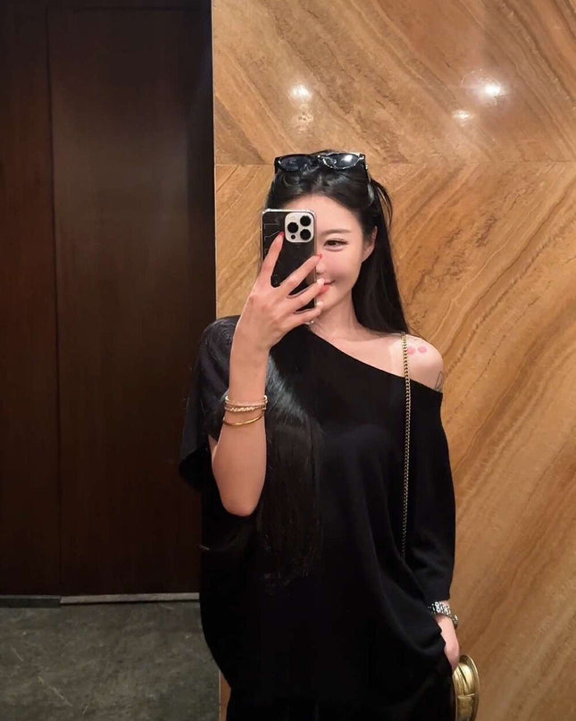 WGWE Off-Shoulder Knit Batwing Sleeve Top