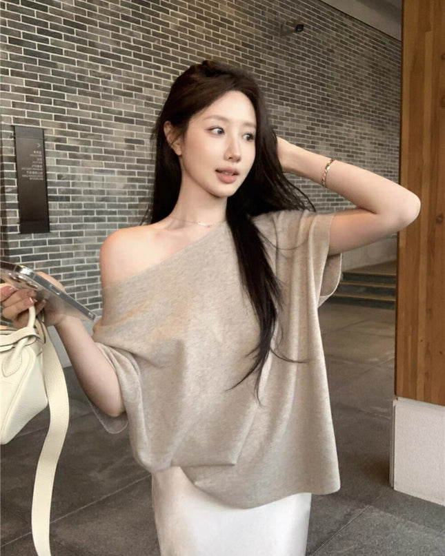 WGWE Off-Shoulder Knit Batwing Sleeve Top