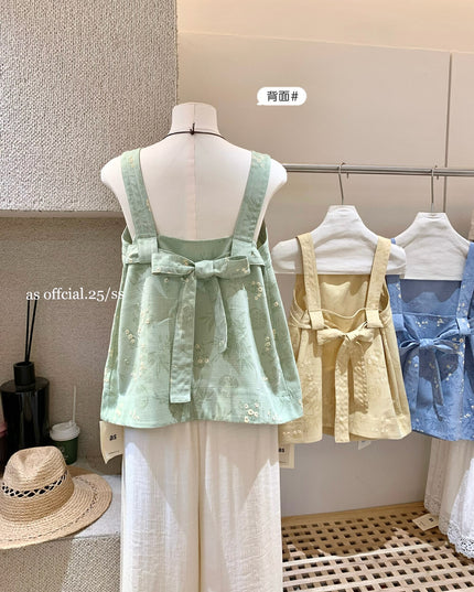AS OFFICIAL Embroidered Back Tie Floral Top