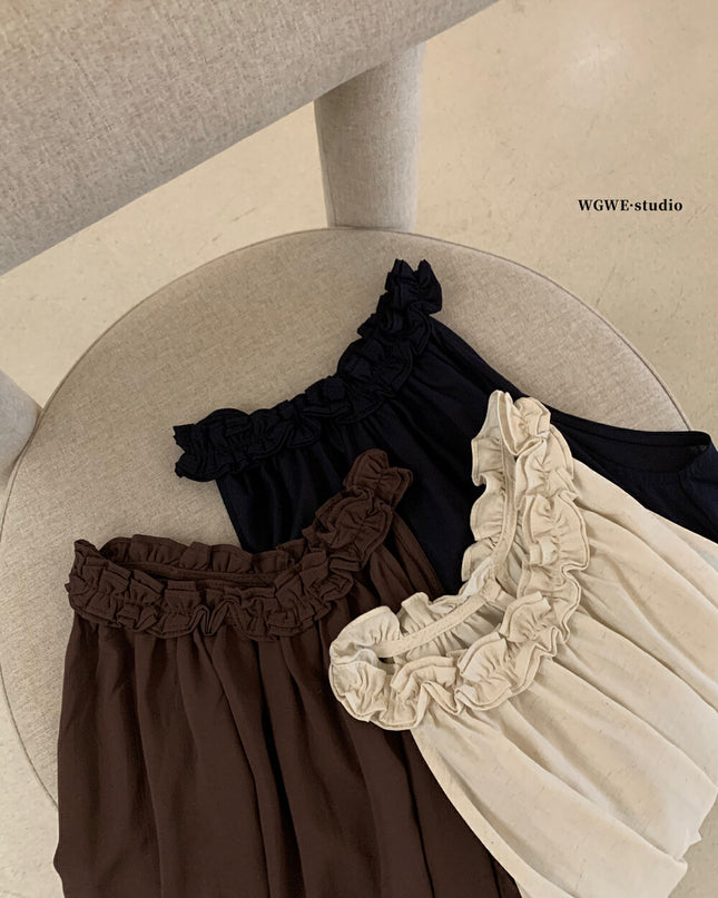 WGWE Ruffle Edge Sleeveless Summer Top