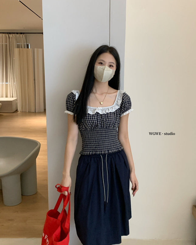 WGWE Lace-Trimmed French Style Checkered Top