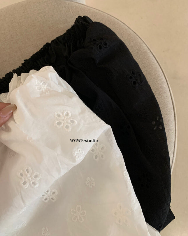 WGWE French Style Off-Shoulder Top