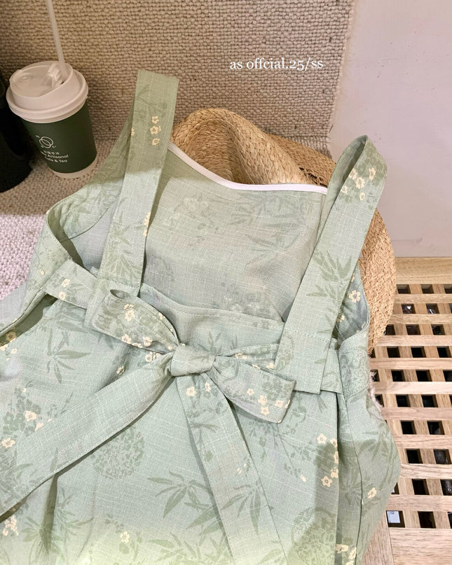 AS OFFICIAL Embroidered Back Tie Floral Top